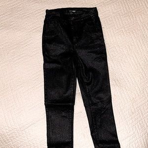 Fashion Nova - Sparkly black jean & Nude Jean